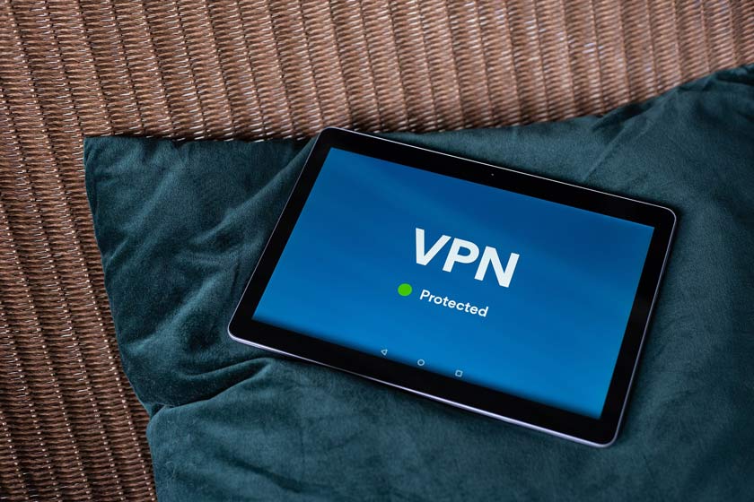 ExpressVPN vs Surfshark VPN Sekretess och anonymitetsjämförelse